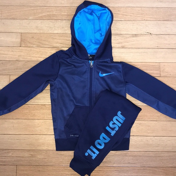 3t nike tracksuit